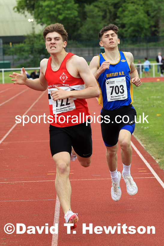 Men and Boys 800 metres, 2022 North Eastern Track and Field Champs., Middlesbrough. David T. Hewitson/Sports for All Pics